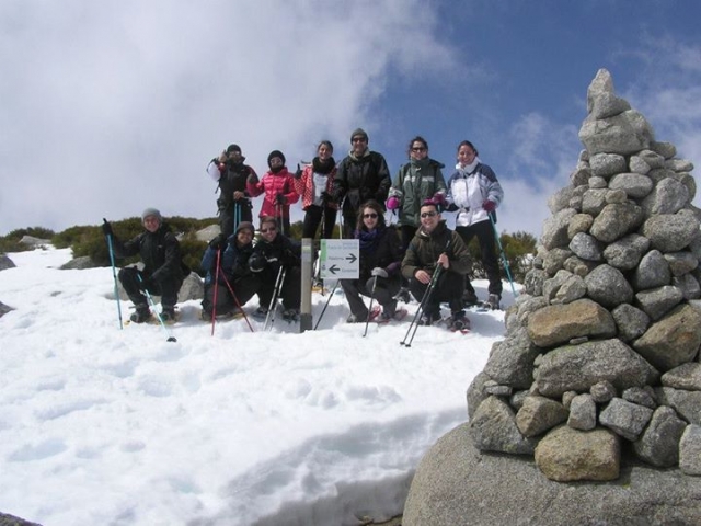  starting the tour with snowshoes 